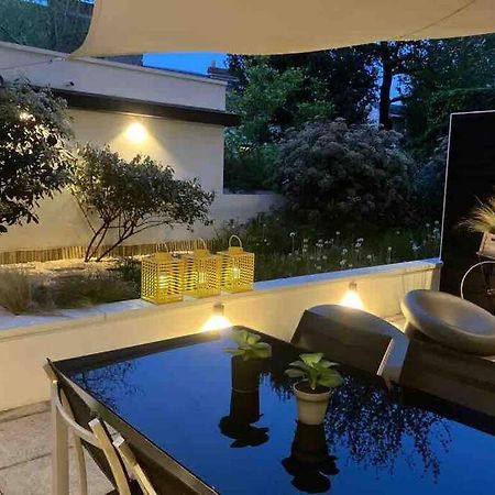 Le Rosa Bonheur Apartment น็องต์ ภายนอก รูปภาพ