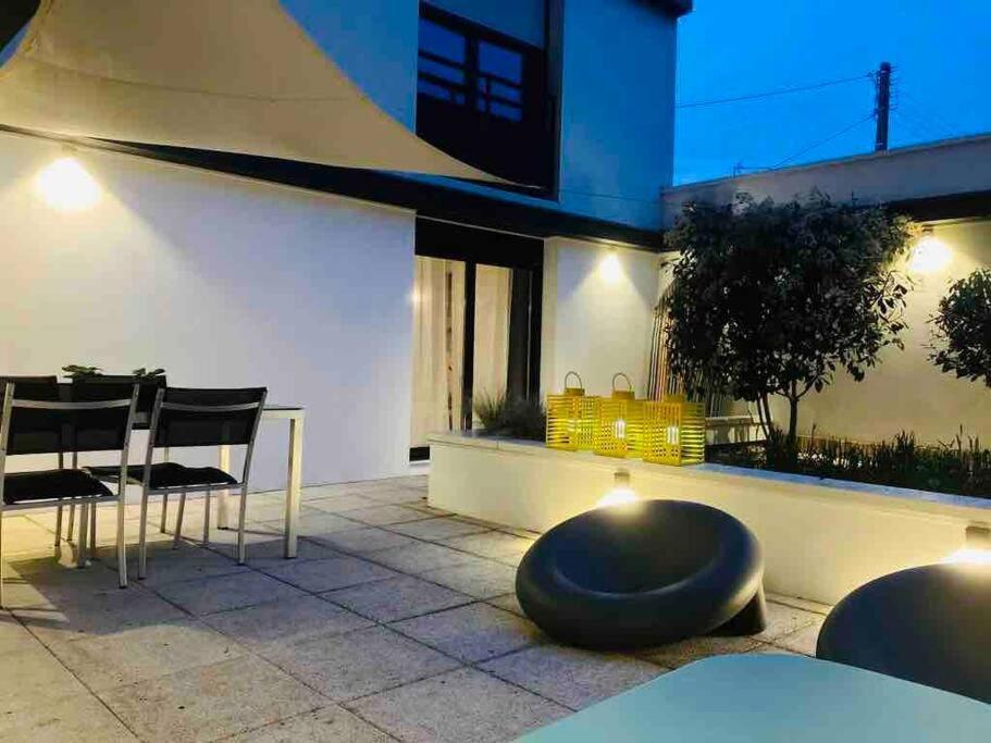 Le Rosa Bonheur Apartment น็องต์ ภายนอก รูปภาพ
